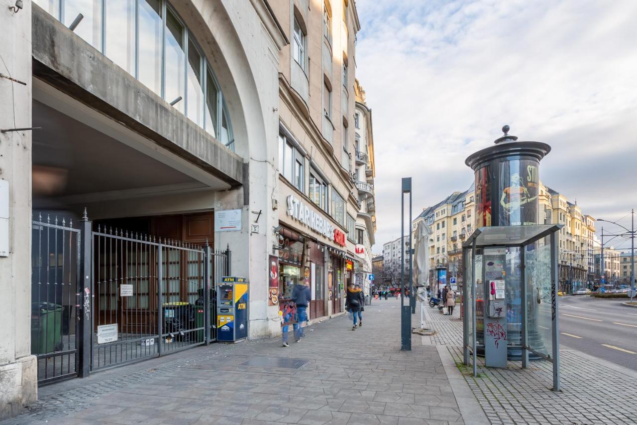 Central Avenue Apartment Budapest Bagian luar foto