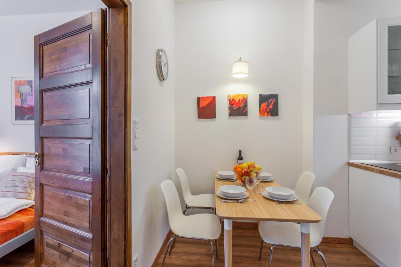 Central Avenue Apartment Budapest Bagian luar foto